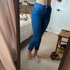 Reformation Julia Crop Size 27 Color Milos